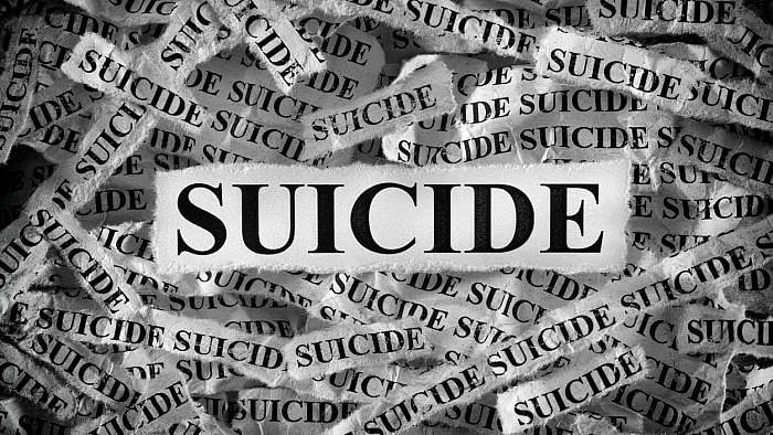 Couple, teenage son found hanging at home in Gwalior; suicide note recovered