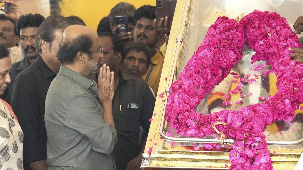 Rajinikanth says Vijayakanth will live in people's hearts forever; a sea of humanity pays homage