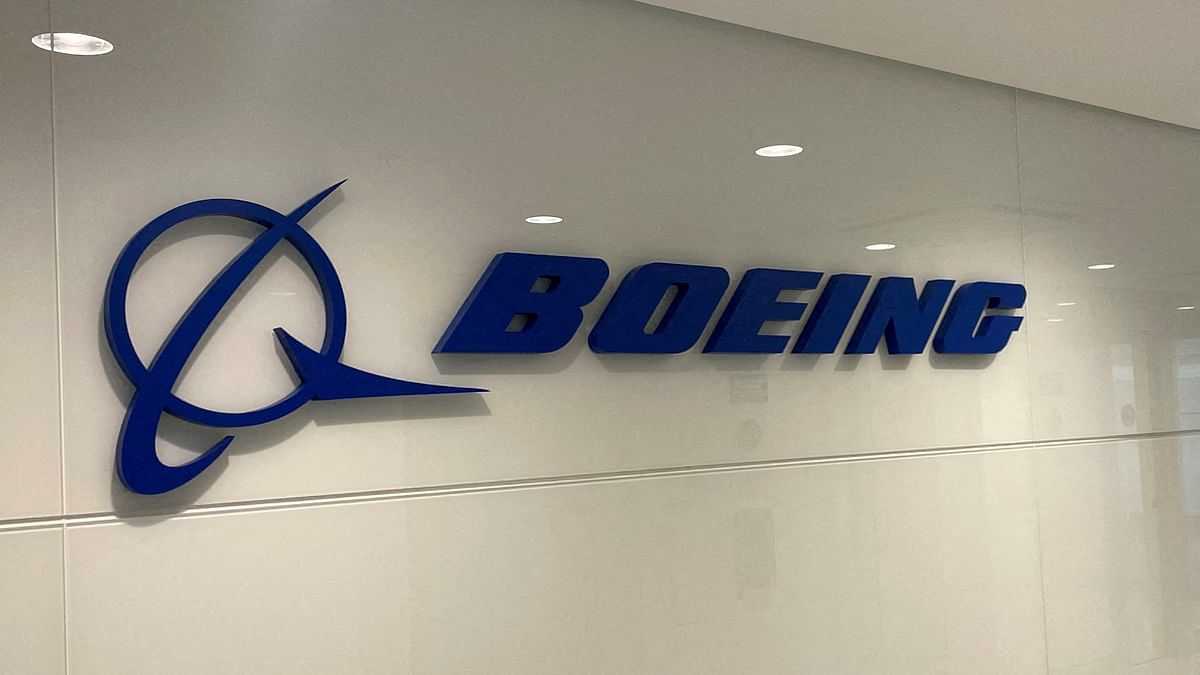 Boeing urges 737 MAX inspections for possible loose bolt: FAA
