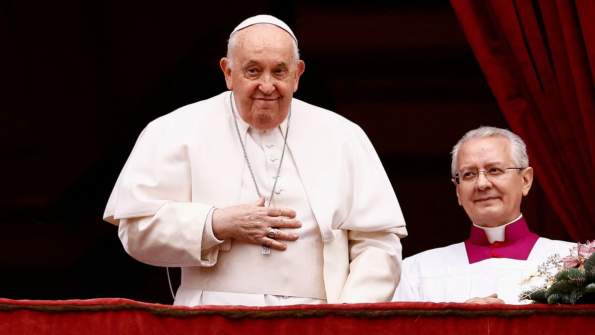 In Christmas Day message, Pope Francis decries Gaza's 'appalling harvest' of civilian deaths