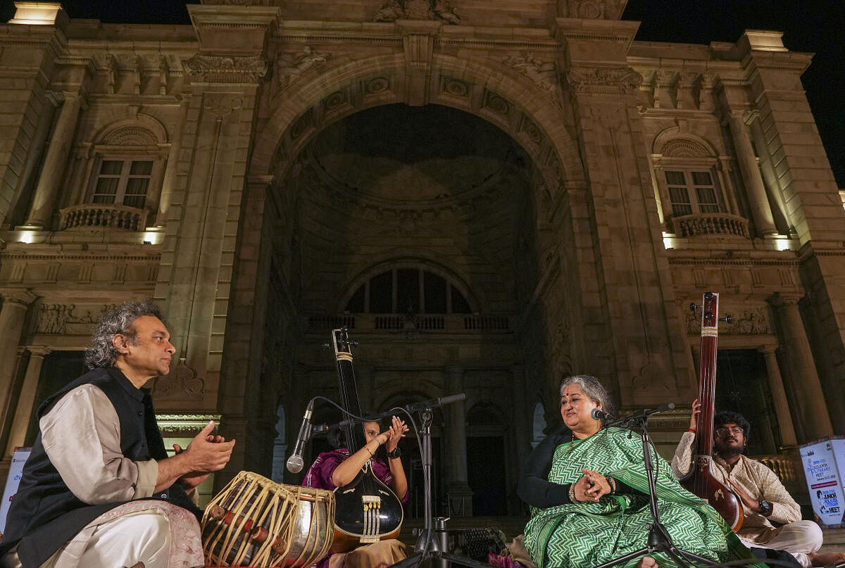 Singer Shubha Mudgal performs during the closing ceremony of Kolkata Literary Meet 2024, at the Victoria Memorial, in Kolkata.