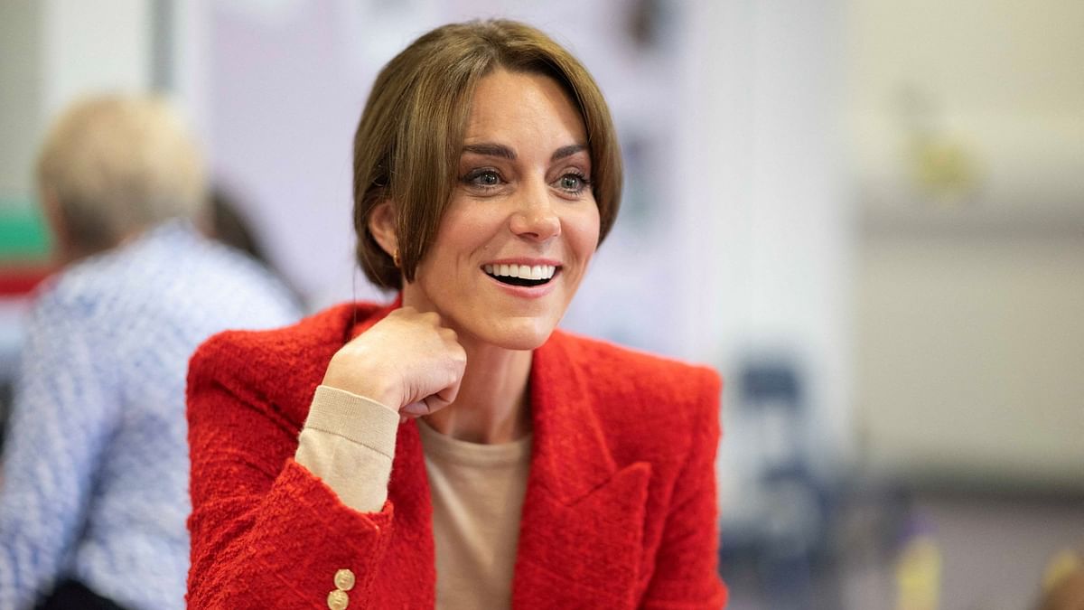 Kate Middleton spotted shopping with Prince of Wales days after photo-editing controversy
