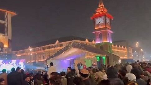 Never before seen New Year celebrations at Srinagar’s historic Lal Chowk