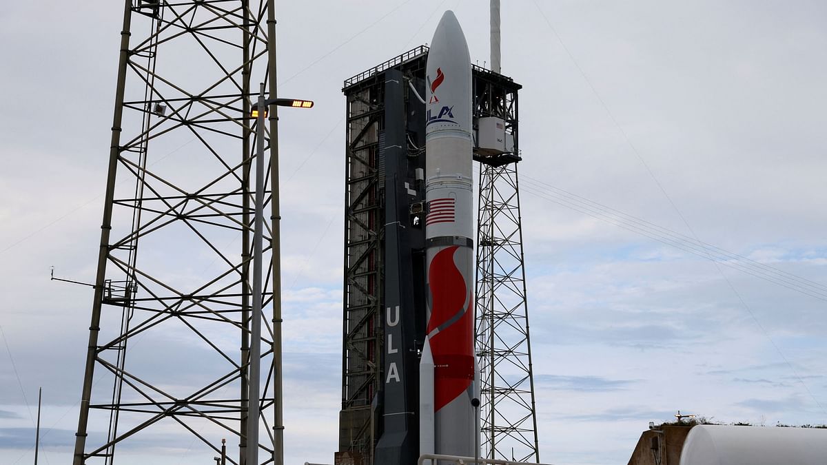 New Vulcan rocket sends privately-built Moon lander to space