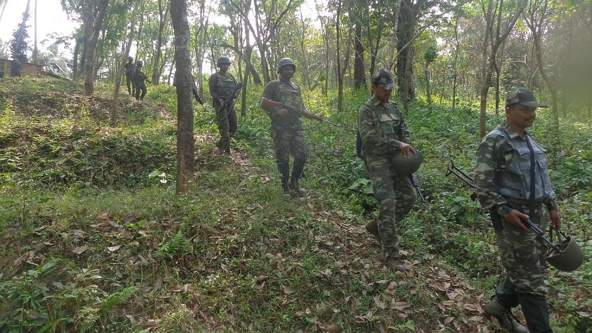 Naxalite killed in encounter with security forces in Chhattisgarh's Bijapur 