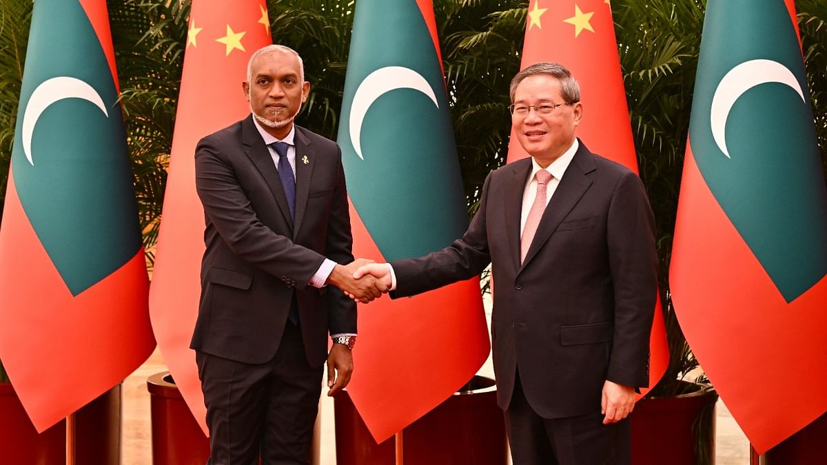 Maldivian President Muizzu discusses measures to increase Chinese tourist numbers with Premier Li