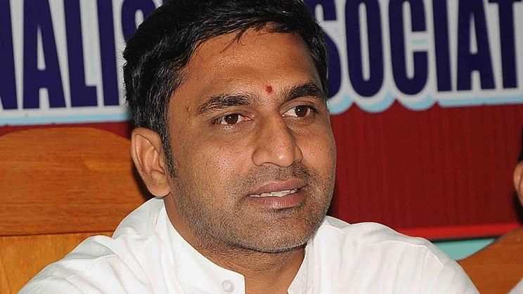 BJP's Preetham Gowda campaigns for NDA candidate in Hassan, avoids mentioning Prajwal Revanna's name
