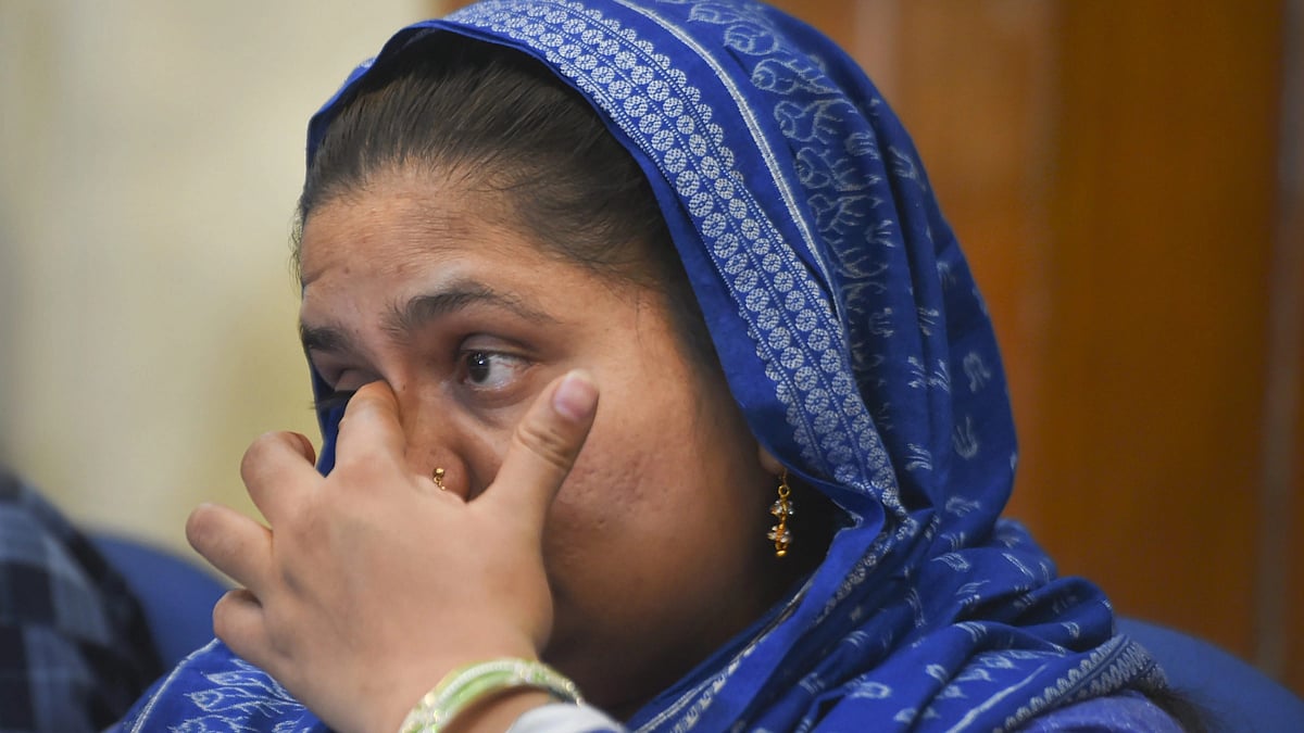 Bilkis Bano case convict given 10-day parole by Gujarat High Court to attend nephew's wedding on Mar 5 - Vimarsana News