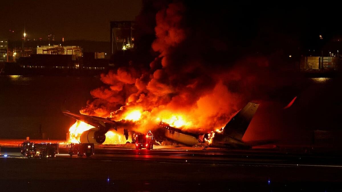 5 Coast Guard crew killed in plane collision fire at Tokyo airport; all 379 passengers, crew of Japan Airlines flight escape unhurt