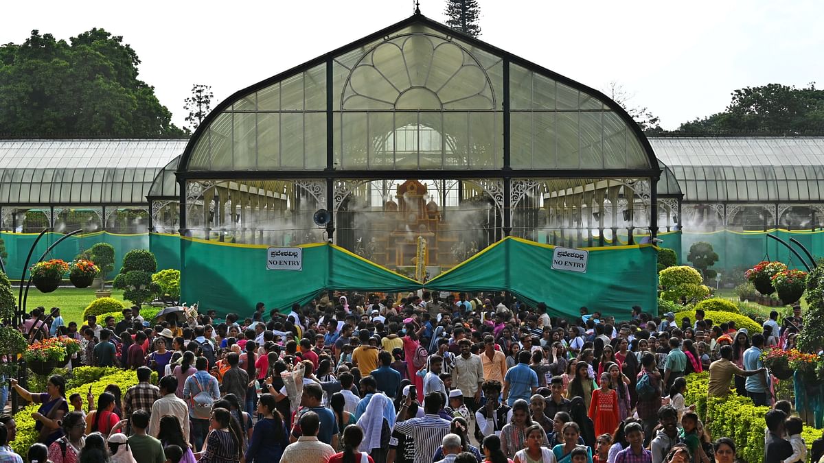 Bengaluru's Lalbagh gears up for R-Day flower show