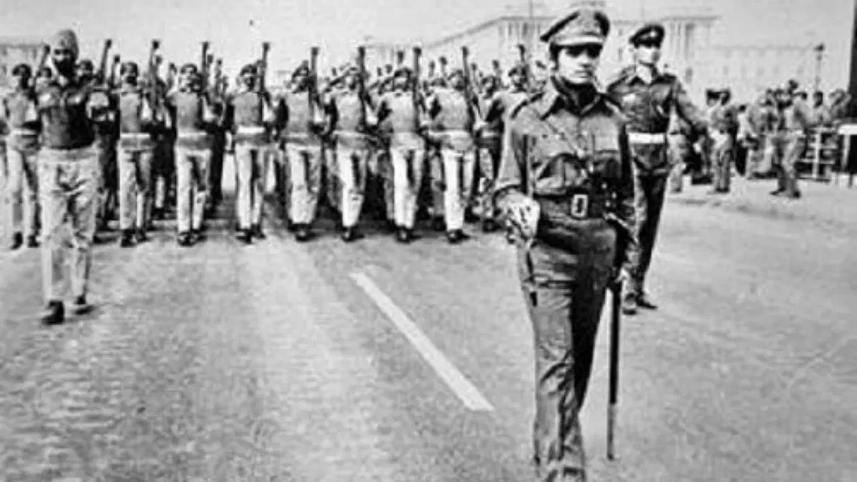 Iconic pictures from India's earliest Republic Day parades