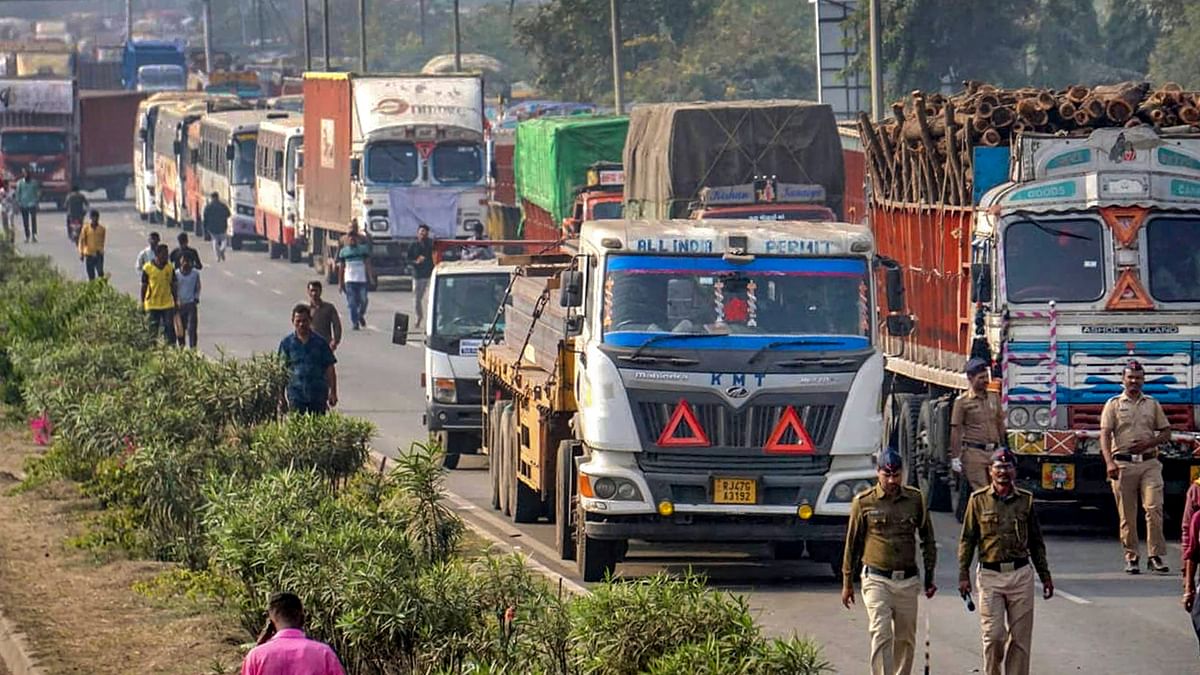 Truckers' protests: Cops provide armed escort to petrol tankers in Nagpur
