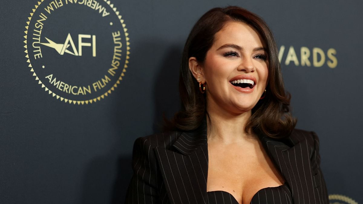 Selena Gomez to play Linda Ronstadt in biopic, David O Russell to direct
