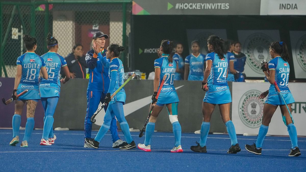 FIH Women's Hockey5s World Cup: India beat New Zealand 11-1 to enter semifinals 