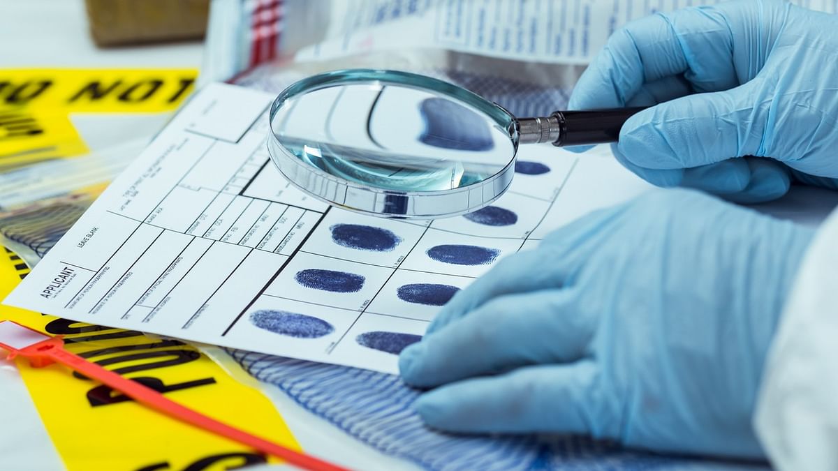 Forensics: Craft a career by detecting crimes