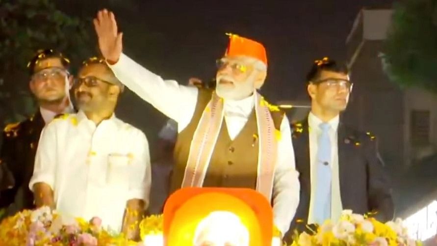 PM Modi commences two-day Kerala visit with roadshow in Kochi