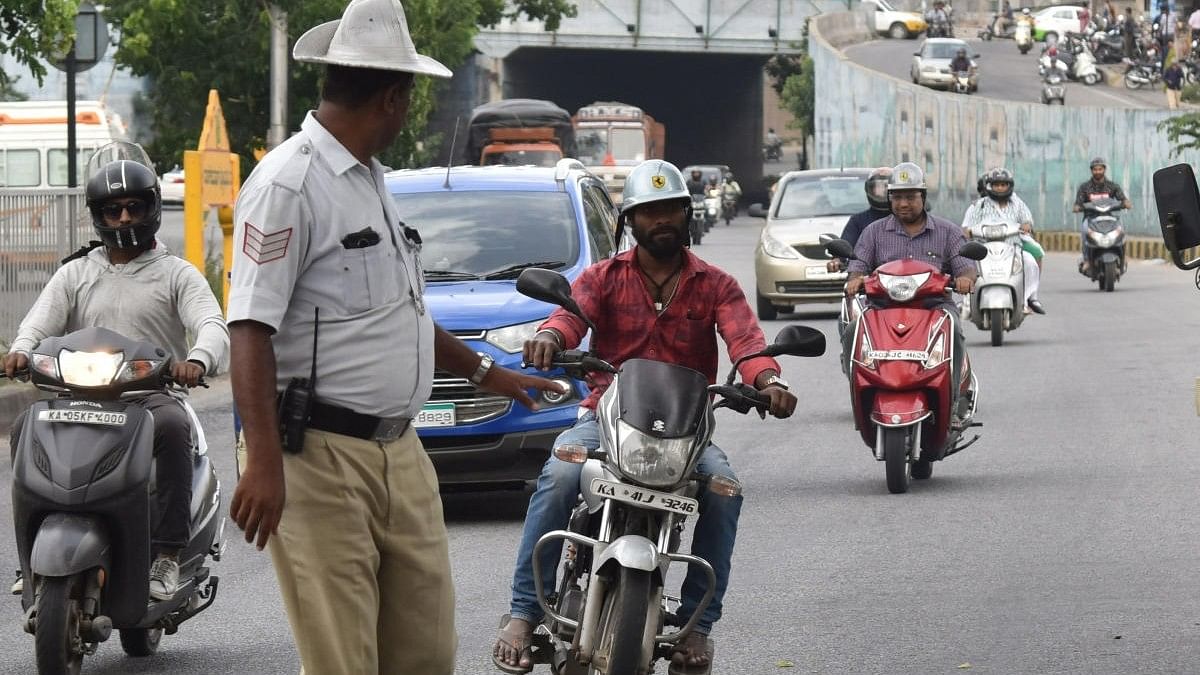 Traffic police book 2,000 riders for various violations in Bengaluru