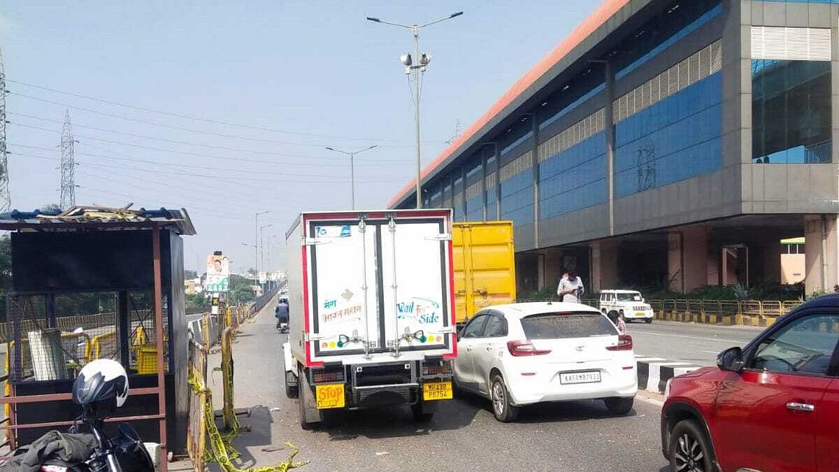 Peenya flyover in Bengaluru reopened for light goods and motor vehicles