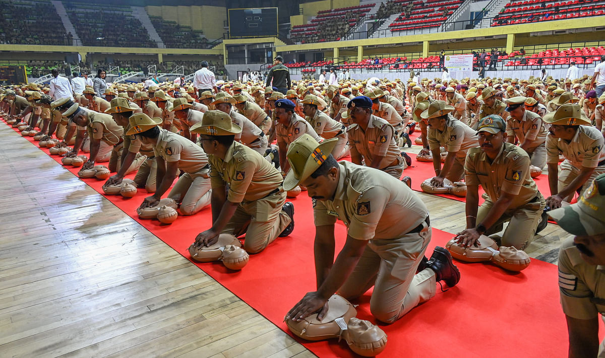 Thousands of police personnel take part in a CPR and first aid training session on Sunday. 