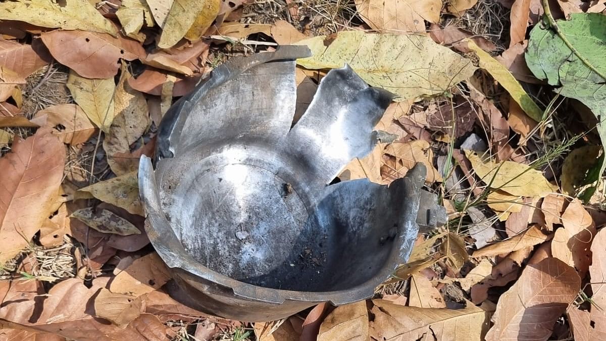 Police seize 2 kg of explosives hidden underground by Naxalites in Gadchiroli