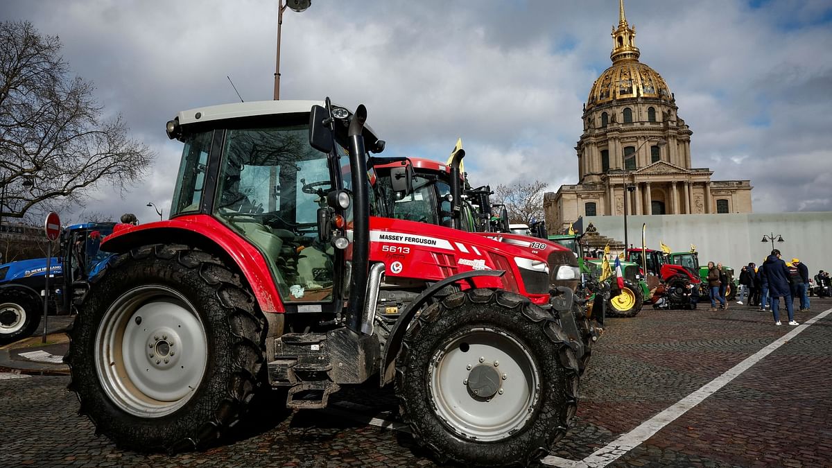 Paris farm show: 'Be prepared for a tough welcome,' farmers tell France President Macron