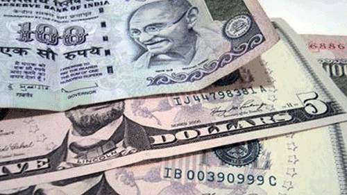 India's forex reserves snap two-week fall