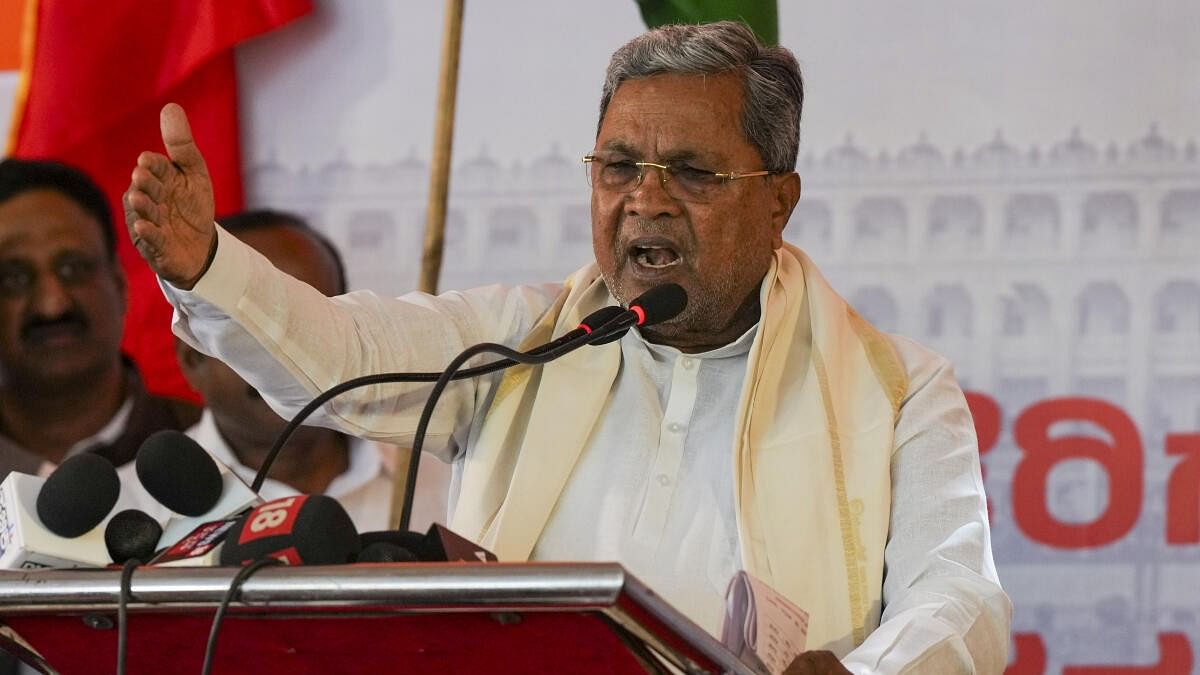 Submit documents of govt officials demanding 40% commission to Nagamohan Das panel, Siddaramaiah tells contractors