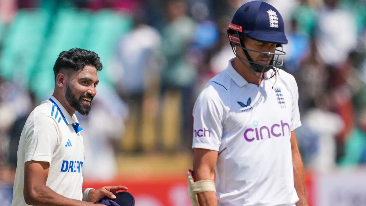 Mohammed Siraj claims four, England halted for 319 in reply to India's 445