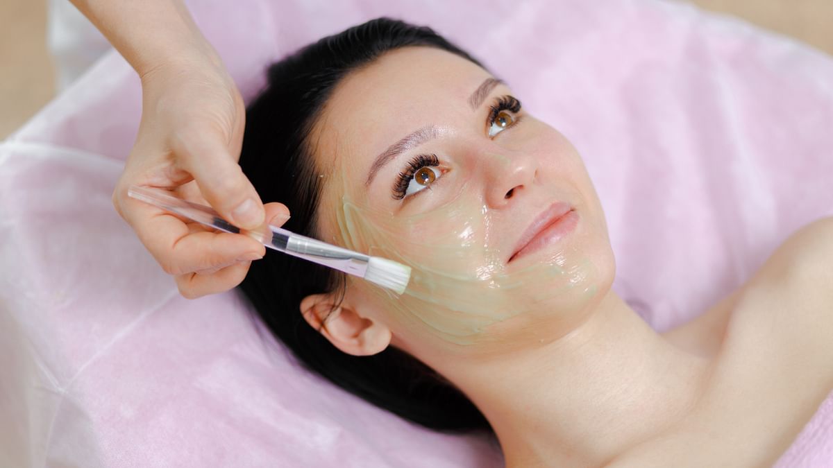 Chemical Peels: These are a type of facial that uses a chemical solution to exfoliate the skin and improve its texture and appearance. This process removes dead skin cells and stimulates the growth of new, healthy skin cells.