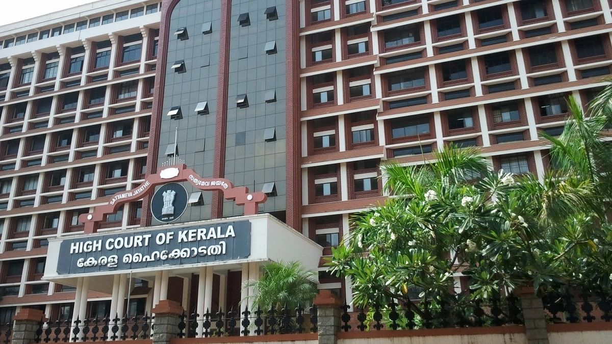 Vigilance court dismisses Cong MLA Kuzhalnadan plea against Kerala CM's daughter's firm