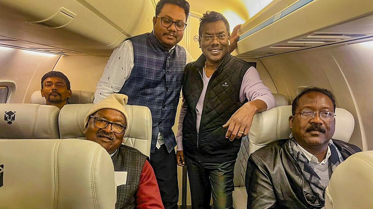 JMM-led coalition MLAs’ plan to fly to Hyderabad cancelled due to poor visibility