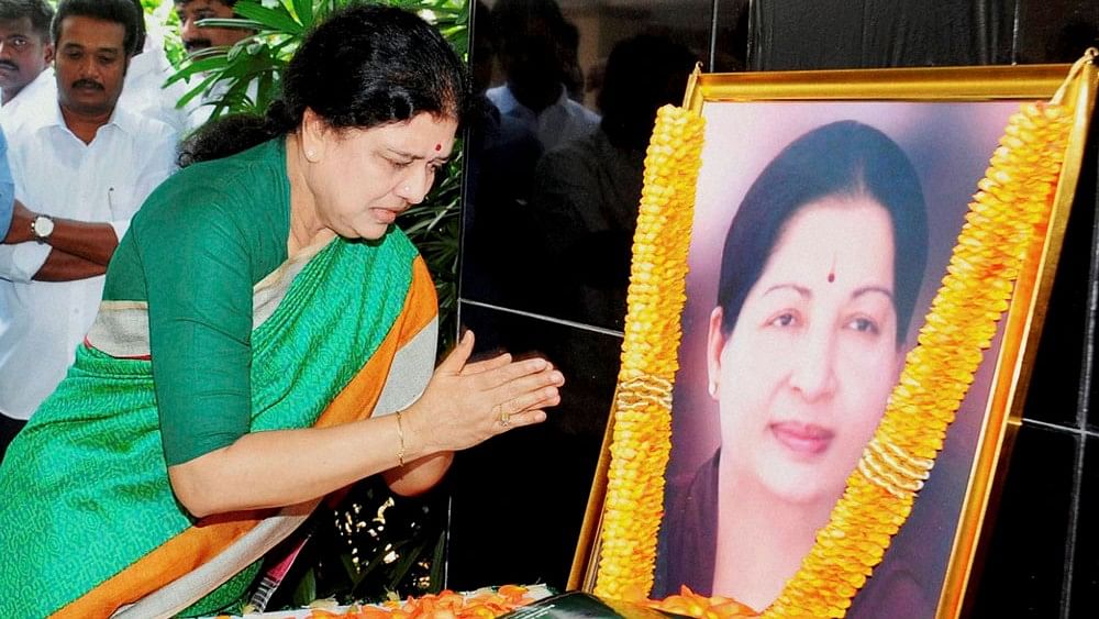 Tamil Nadu: V K Sasikala set to move into a bungalow opposite Jayalalithaa’s Veda Nilayam in Poes Garden