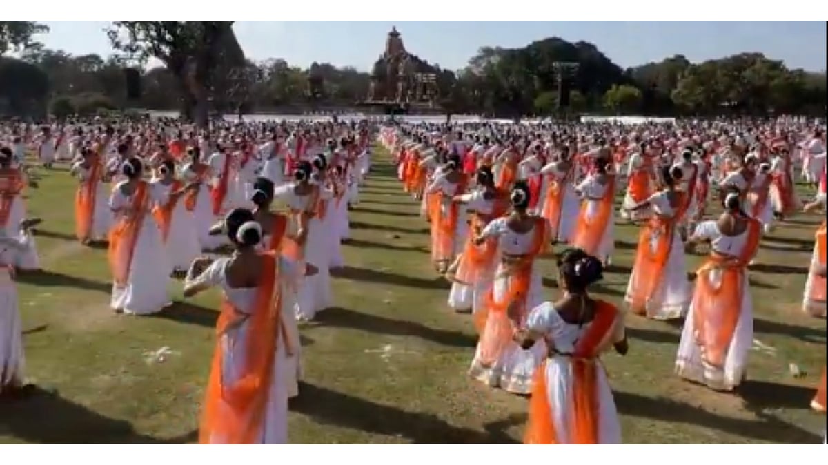Kathak exponents dance their way into Guinness World Records - Vimarsana News
