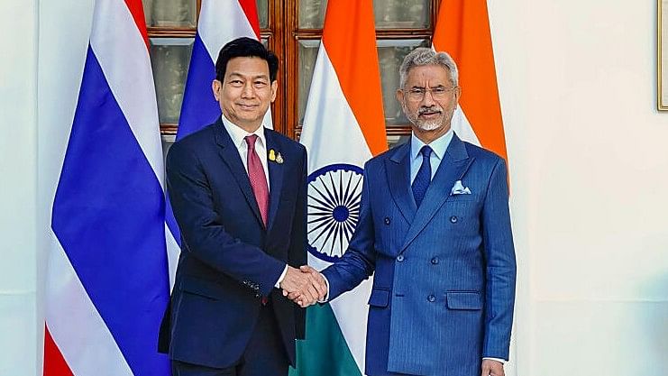 India, Thailand resolve to expand ties