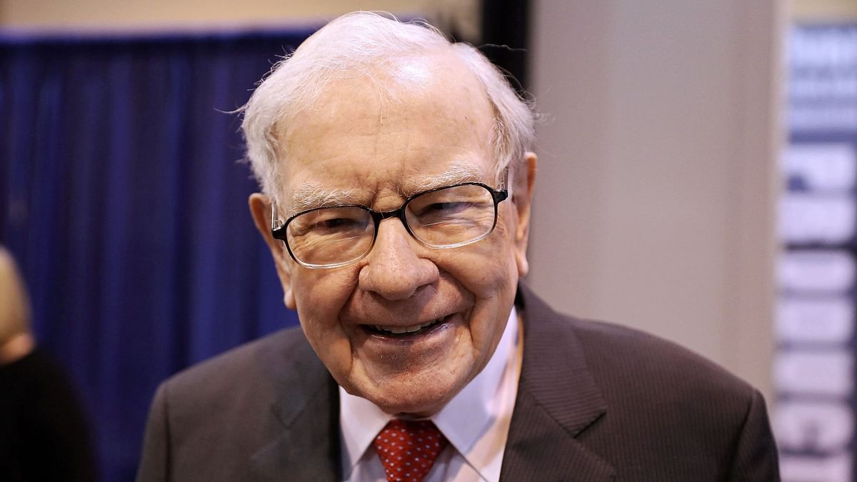 Warren Buffett ups his holdings of Japanese trading houses to about 9%