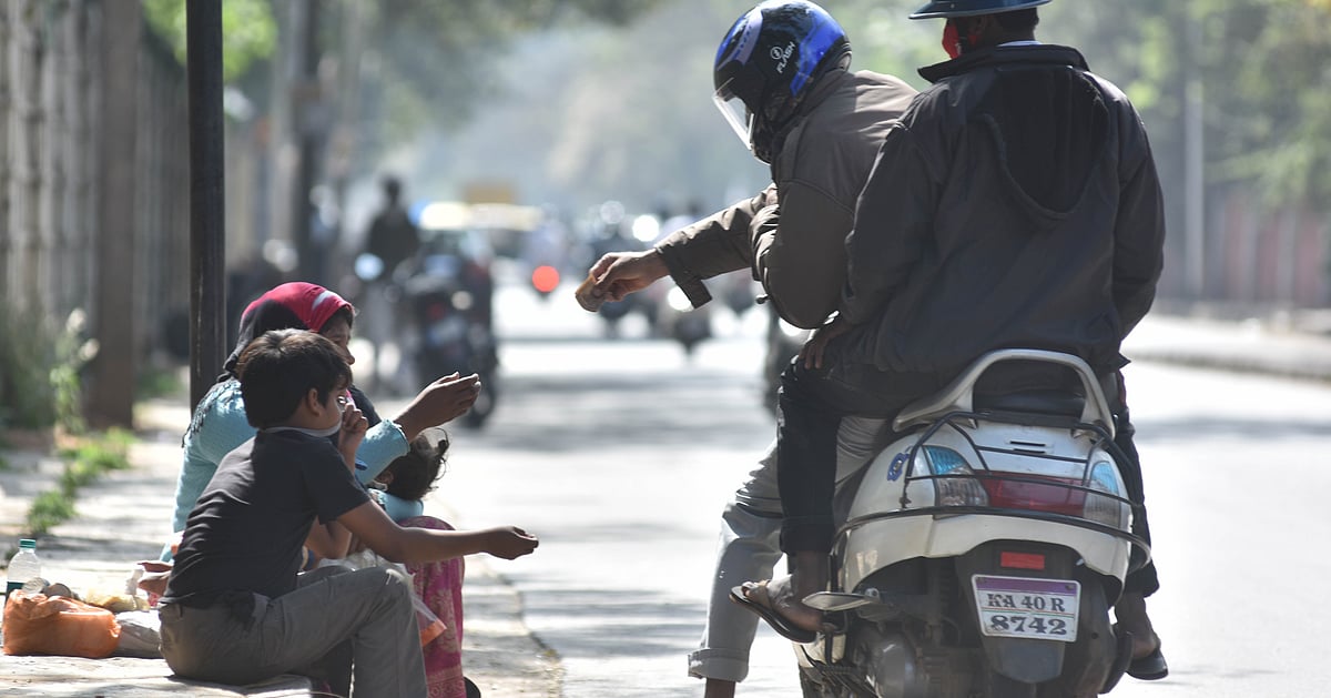 Indore announces cash reward of Rs 1000 for information on child beggars