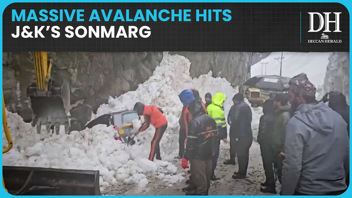 Massive avalanche hits Jammu & Kashmir's Sonmarg