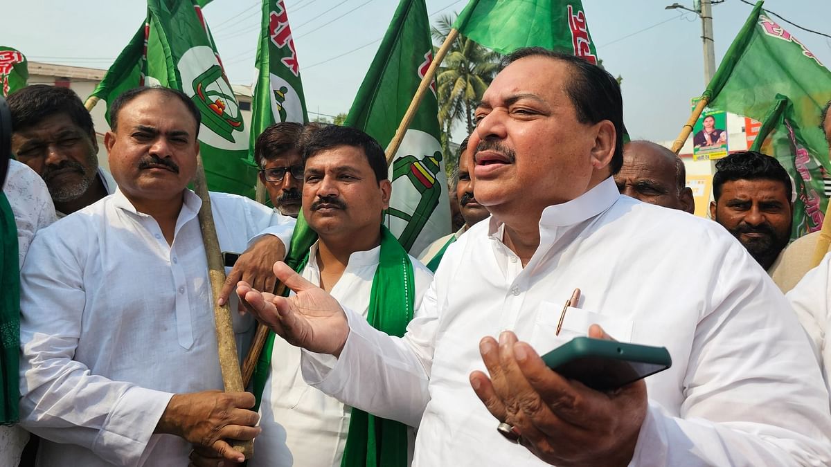 Four-term MP Ali Ashraf Fatmi quits JD(U), likely to join RJD