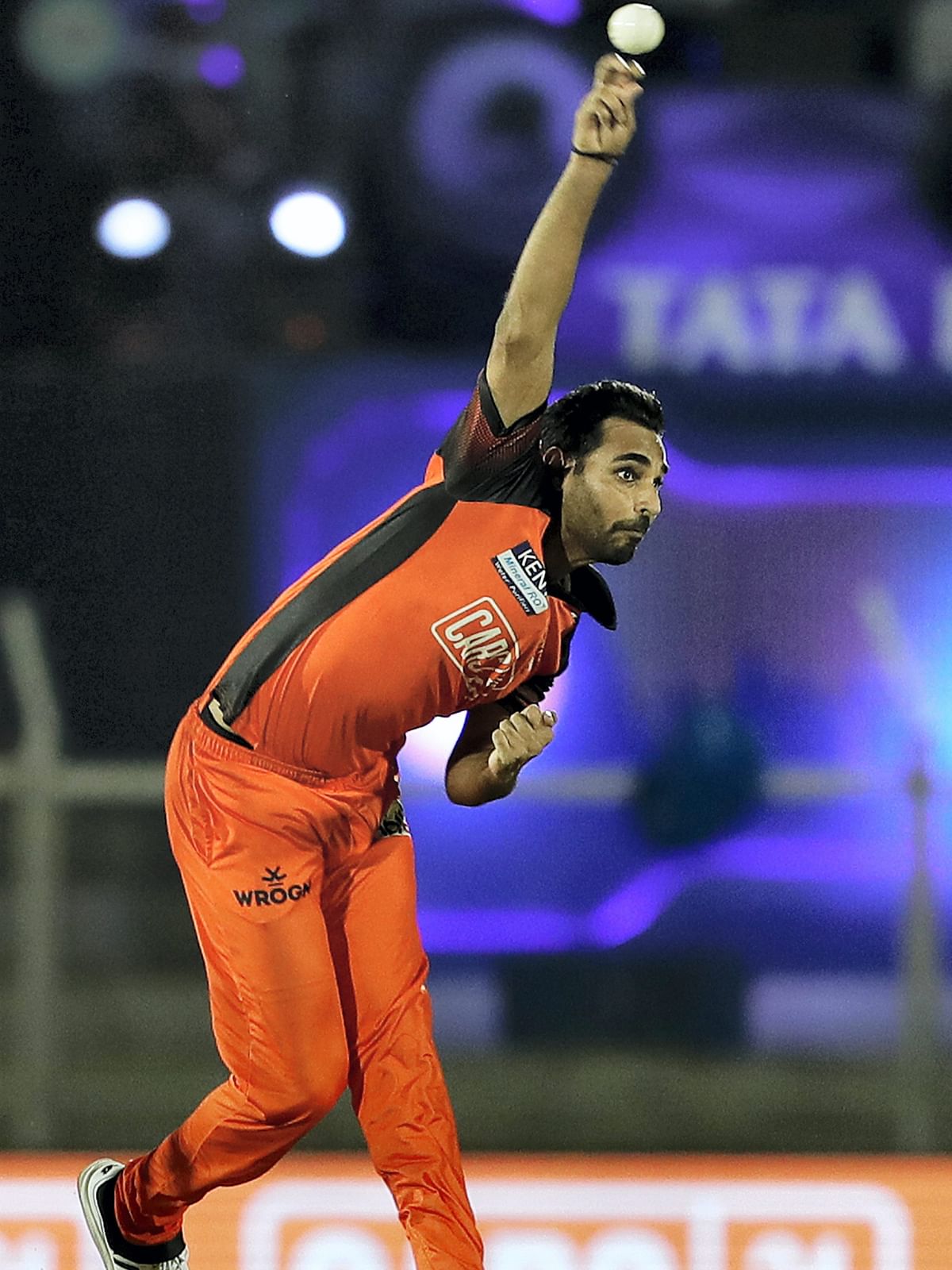 2016 | Bhuvneshwar Kumar (Sunrisers Hyderabad) - 23 wickets