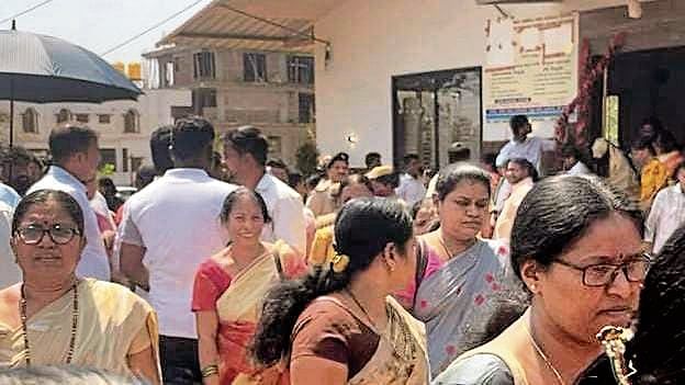 Poll officials raid minister’s office for holding anganwadi-Asha workers’ meeting
