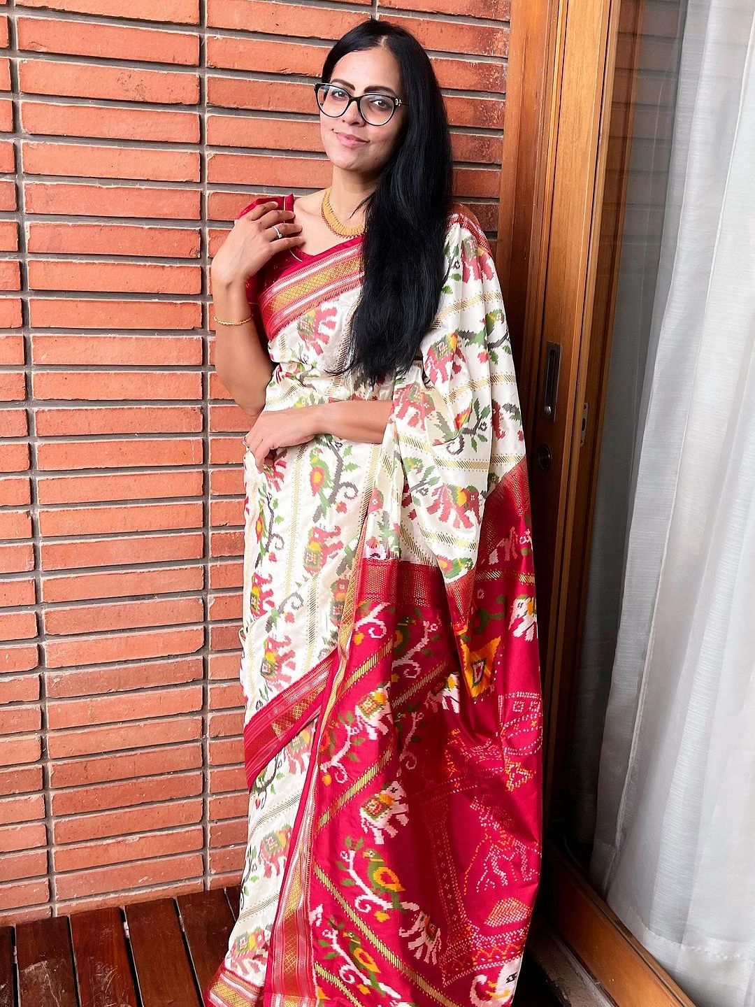 Gayathri quit her over two decades of corporate work to become an entrepreneur with a mission of bringing the sarees back in fashion.