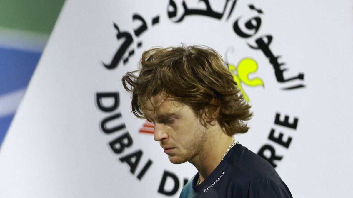 Andrey Rublev defaulted for screaming at line judge as Alexander Bublik reaches Dubai final