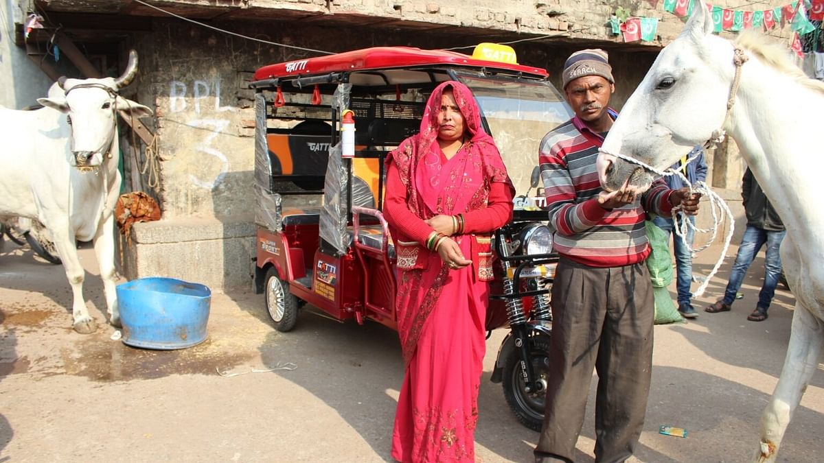 PETA distributes e-rickshaws in exchange for livestock in Delhi 