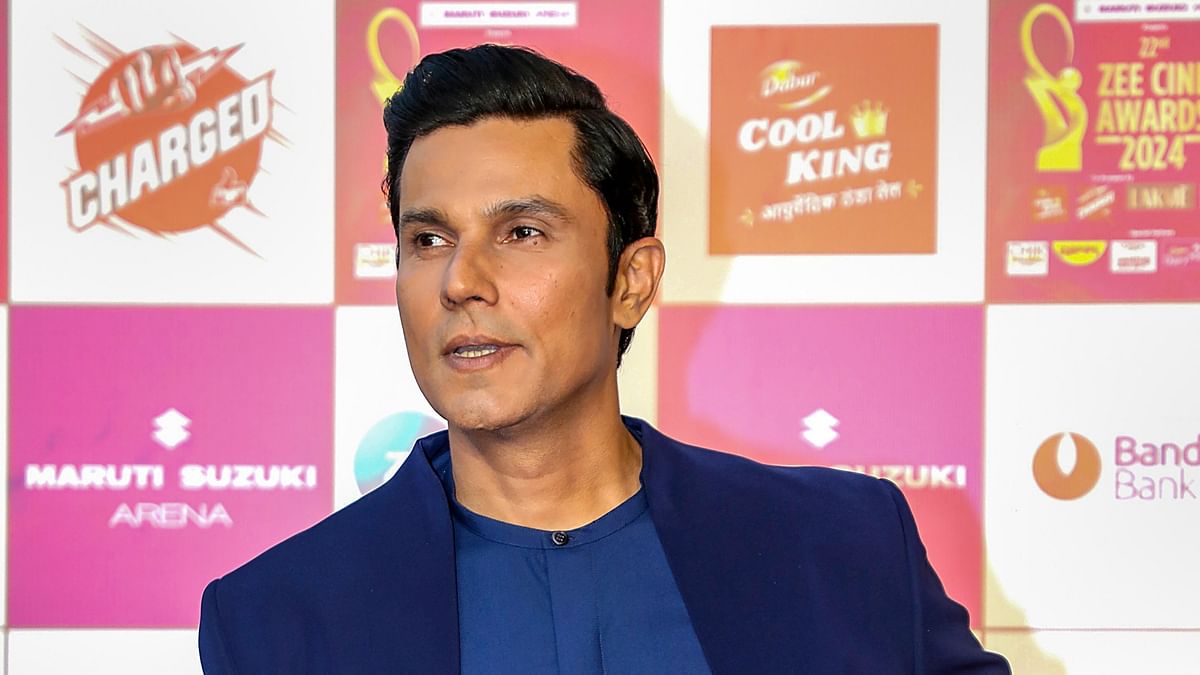 Not the right time to jump into politics, and leave my movie career: Randeep Hooda