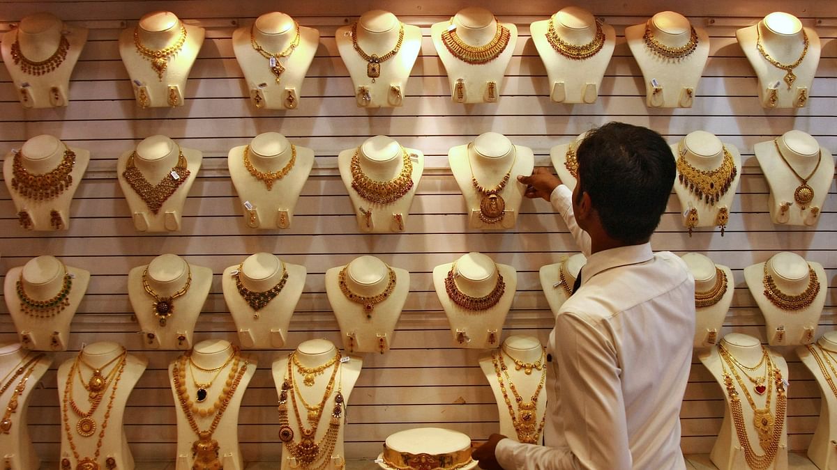 Salesman funds lavish lifestyle after stealing Rs 1.05 cr jewellery from Thane shop; arrested