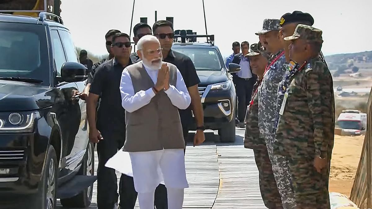 Photo of Prime Minister Narendra Modi arriving for the 'Bharat Shakti' exercise at Pokhran, Rajasthan.