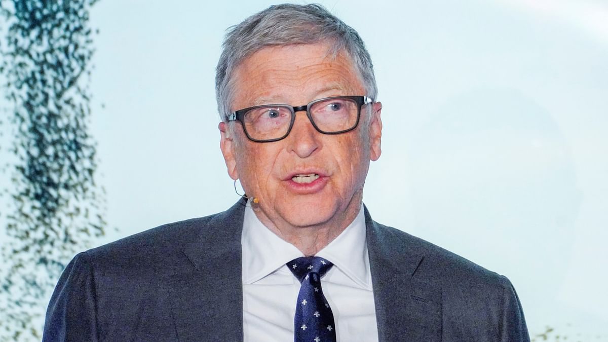 Microsoft co-founder Bill Gates rounds off the top 5 list of richest people with a net worth of $150 billion.