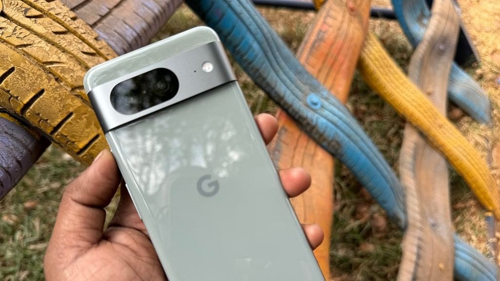 Google Pixel 8 series phone.