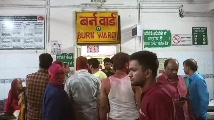 14 injured in fire at Madhya Pradesh's Mahakal Temple during Holi celebrations; CM announces ex-gratia, free treatment