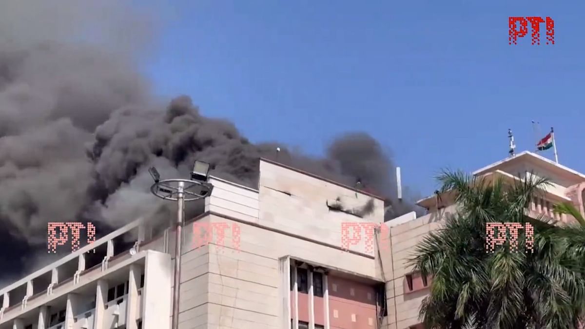 Fire breaks out in MP secretariat building, none injured